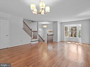40 Carriage House Cir in Alexandria, VA - Building Photo - Building Photo