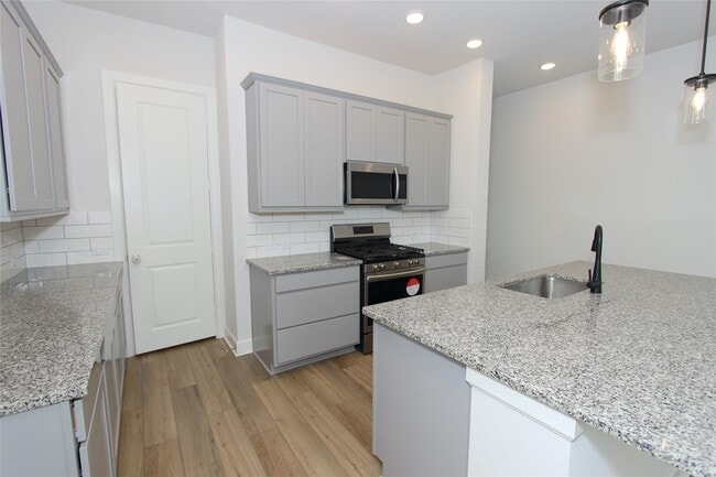 property at 1443 Park Path Dr