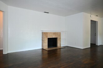 1943 W Sonoma Ave in Stockton, CA - Building Photo - Building Photo