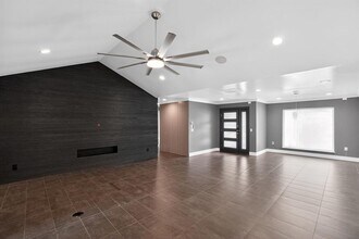 513 Meadowbrook Dr in Georgetown, TX - Building Photo - Building Photo