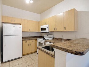 20202 Indian Creek Dr in Kissimmee, FL - Building Photo - Building Photo