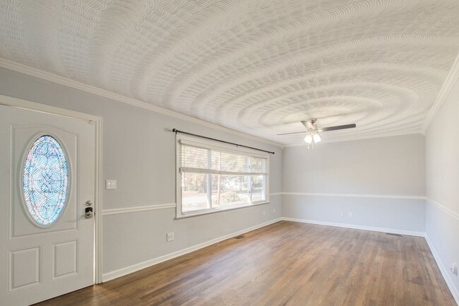 200 Cynthia Dr in Hampton, VA - Building Photo - Building Photo