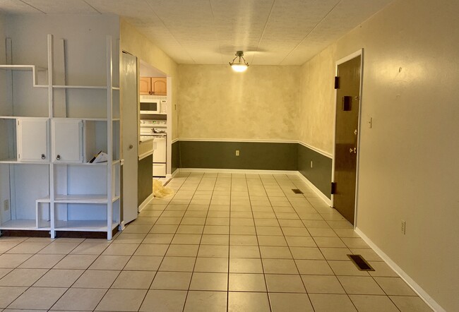 property at 960 S Lincoln St