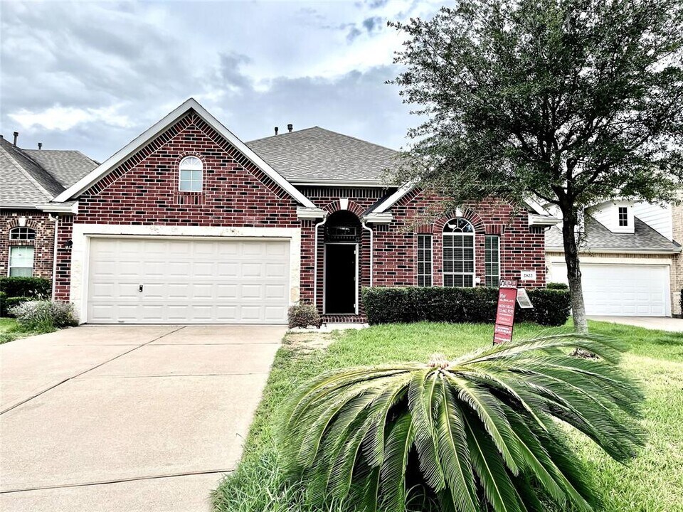 2822 Cresthollow Ln in Houston, TX - Building Photo