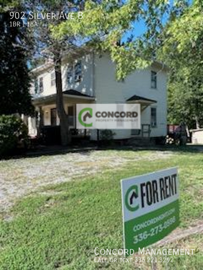 property at 902 Silver Ave
