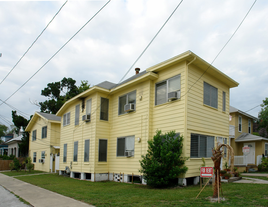 300 Washington St in New Smyrna Beach, FL - Building Photo