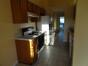 4524 Crystal Brook Way in Jacksonville, FL - Building Photo - Building Photo