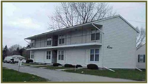 Sherwood Court Apartments in Waterloo, IA - Building Photo