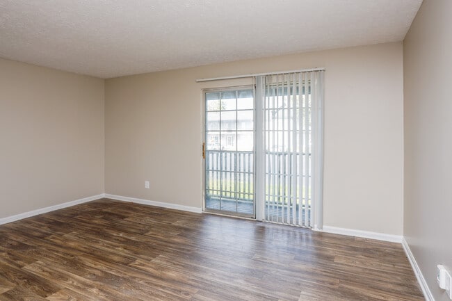 The Monroe in New Albany, IN - Building Photo - Interior Photo