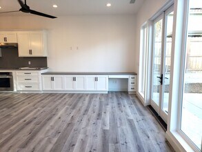 814 Clark Ave in Encinitas, CA - Building Photo - Building Photo