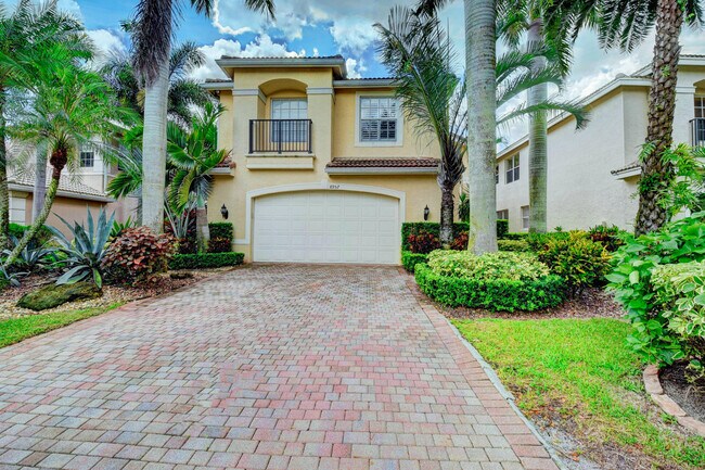 property at 8957 Sandy Crest Ln