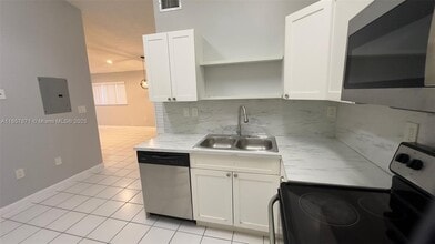 7611 SW 153rd Ct in Miami, FL - Building Photo - Building Photo