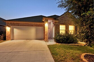 112 Cherry Ridge Rd in Georgetown, TX - Building Photo - Building Photo