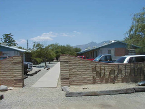 3409-3429 E Monte Vista Dr in Tucson, AZ - Building Photo - Building Photo