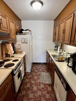 575 Commonwealth Ave, Unit 575 Apartamentos