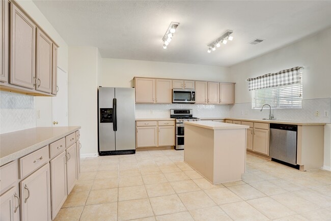 2507 Willow Springs Ln