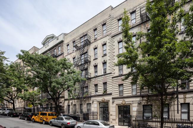 63-67 W 107th St in New York, NY - Building Photo - Building Photo