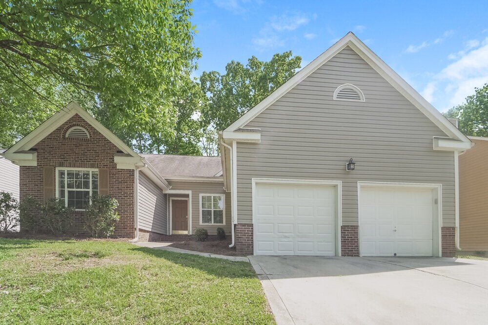 5206 Haybridge Rd in Charlotte, NC - Building Photo