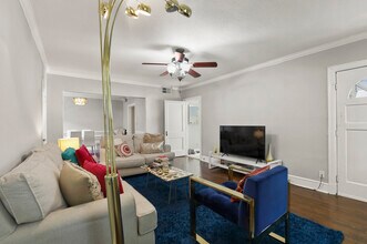 5805 Vickery Blvd in Dallas, TX - Building Photo - Building Photo