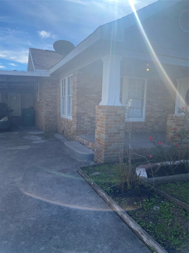 7814 Scanlock St in Houston, TX - Building Photo - Building Photo