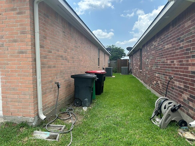 16719 Keegans Ridge Way Dr in Houston, TX - Building Photo - Building Photo