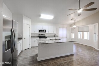 2810 E Pontiac Dr in Phoenix, AZ - Building Photo - Building Photo