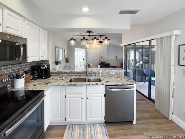 3961 SW Greenwood Way in Palm City, FL - Building Photo - Building Photo