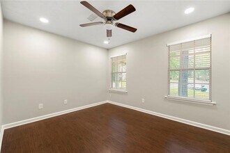 1386 Heritage Glen Dr in Marietta, GA - Foto de edificio - Building Photo