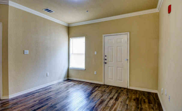 7914 Military Dr W in San Antonio, TX - Building Photo - Building Photo