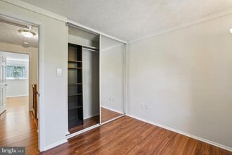 3737 Castle Terrace in Silver Spring, MD - Building Photo - Building Photo