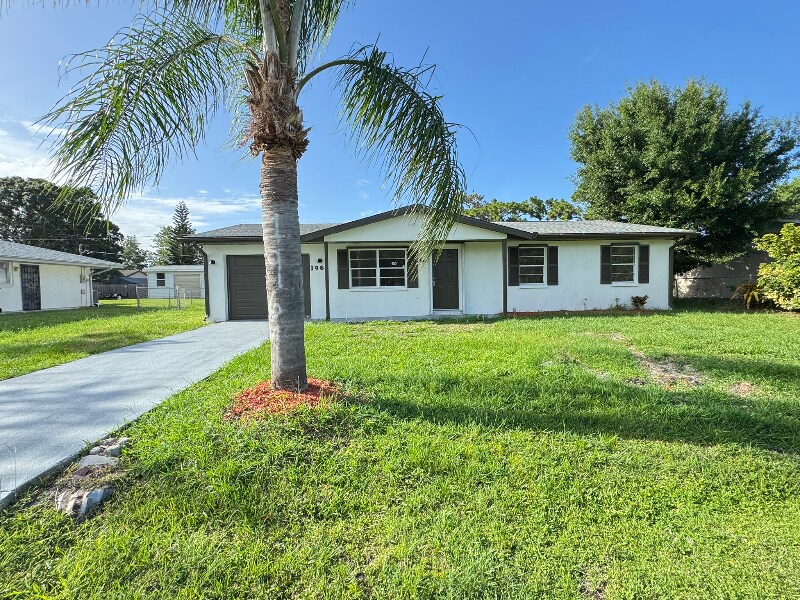 1961 Academy St NE in Palm Bay, FL - Building Photo