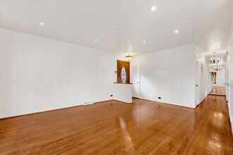 9410 Lawler Ave in Skokie, IL - Building Photo - Building Photo