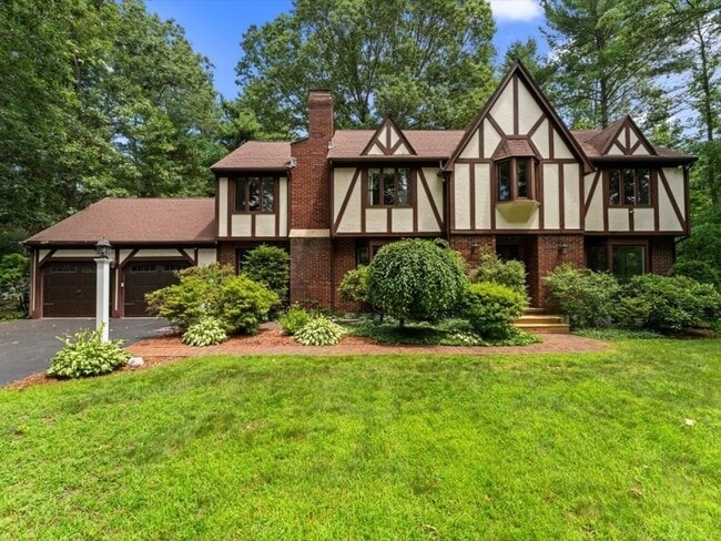 property at 11 Robin Rd