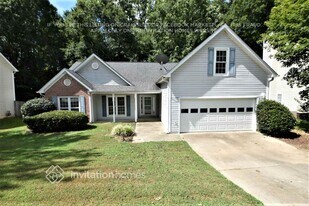 855 Simon Ive Dr in Lawrenceville, GA - Building Photo