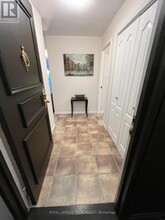 1081-1081 Ambleside Dr in Ottawa, ON - Building Photo - Building Photo