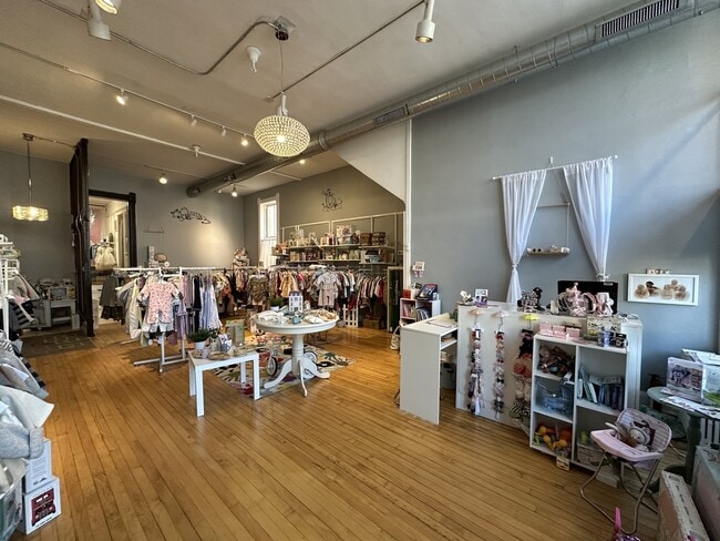 3422 N Lincoln Ave, Unit M00H in Chicago, IL - Building Photo - Building Photo