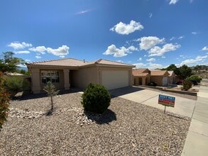 10516 Sorrento Dr NW in Albuquerque, NM - Building Photo - Building Photo