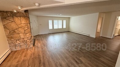 3505 E Hidden Valley Dr in Reno, NV - Building Photo - Building Photo