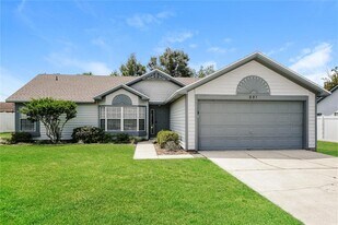 891 N Atmore Cir in Deltona, FL - Building Photo