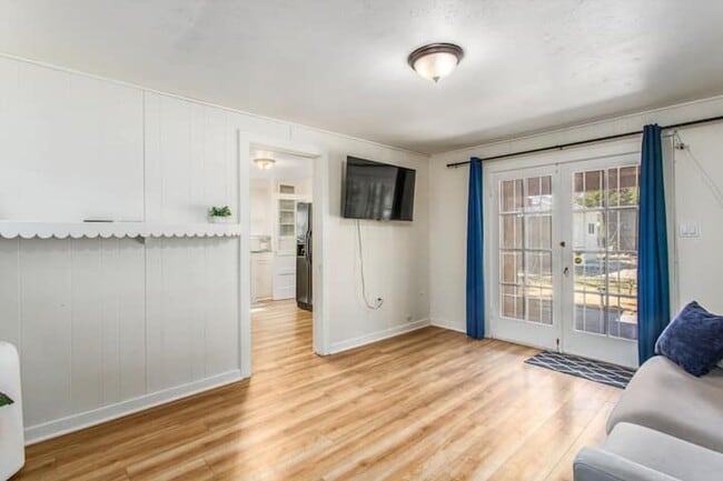 1359 Jasper Ave in Mentone, CA - Building Photo - Building Photo