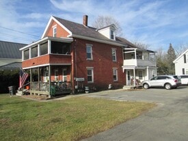 130 Roxbury St in Keene, NH - Building Photo