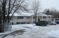 Linnet Circle Garden Apartments in Coon Rapids, MN - Building Photo - Building Photo