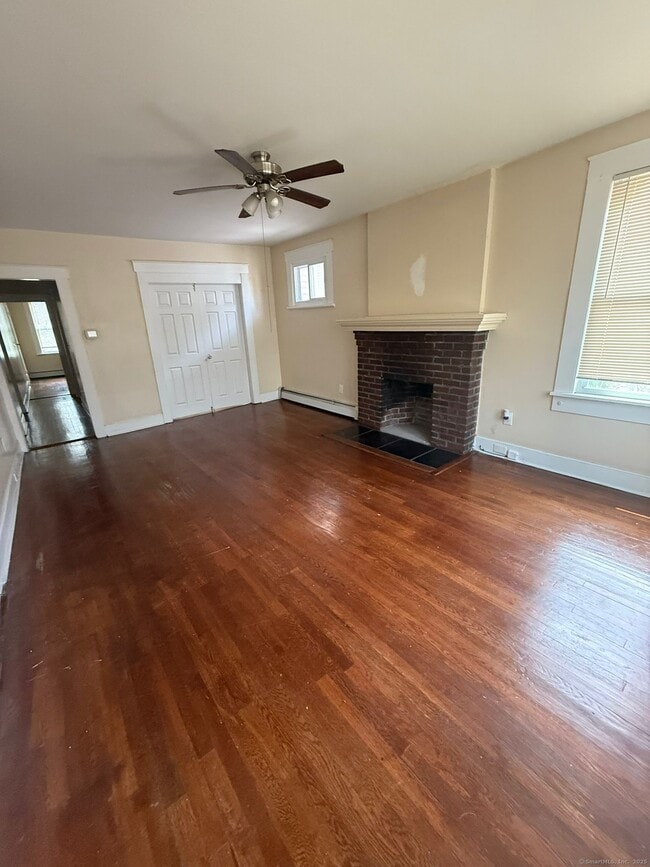 141 Herkimer St in Bridgeport, CT - Building Photo - Building Photo