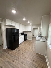 214 S Rowe St in Pryor, OK - Building Photo - Building Photo