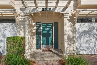 223 Mattie M Kelly Blvd in Destin, FL - Building Photo - Building Photo