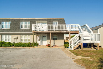 1011 Front St in Beaufort, NC - Building Photo - Building Photo