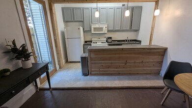 814-812 Frenchmen St in New Orleans, LA - Building Photo - Building Photo