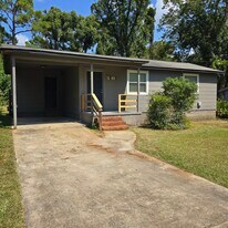 1648 Pepper Dr in Tallahassee, FL - Building Photo