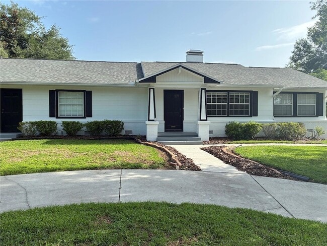 37935 Coleman Ave in Dade City, FL - Building Photo - Building Photo