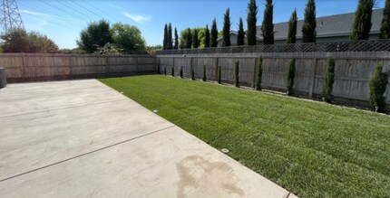 2494 Valdes Dr in Merced, CA - Building Photo - Building Photo